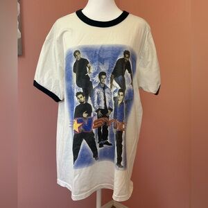 Vintage NSYNC No Strings Attached tour Y2K year 2000 worn in graphic T-shirt L